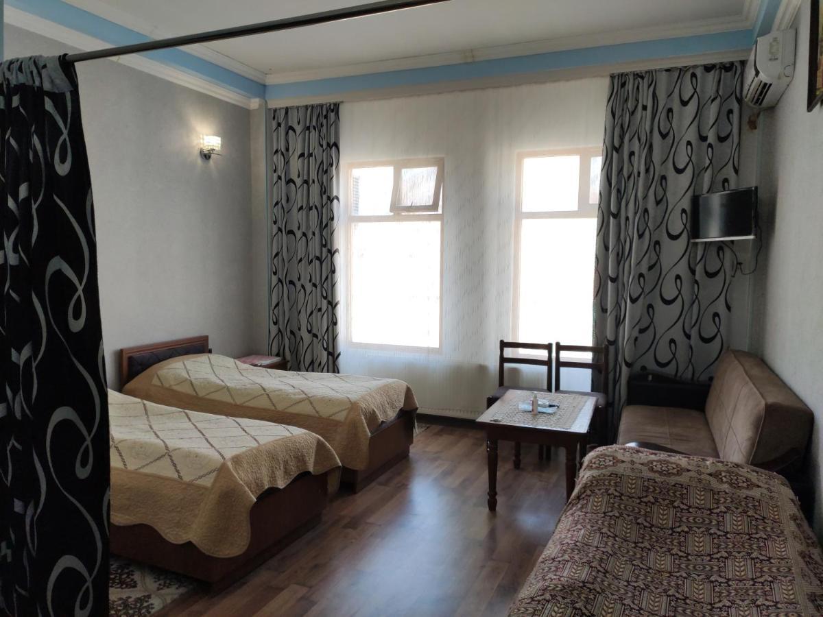 Motel Dost Evi Şǝki Zewnętrze zdjęcie